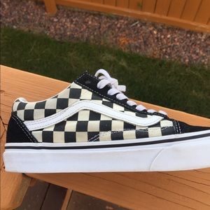 Checkered Vans! 🌻💛